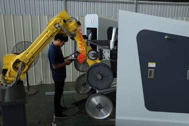 중국 자동차 산업을 위한 자동적인 스테인리스 닦는 장비 협력 업체